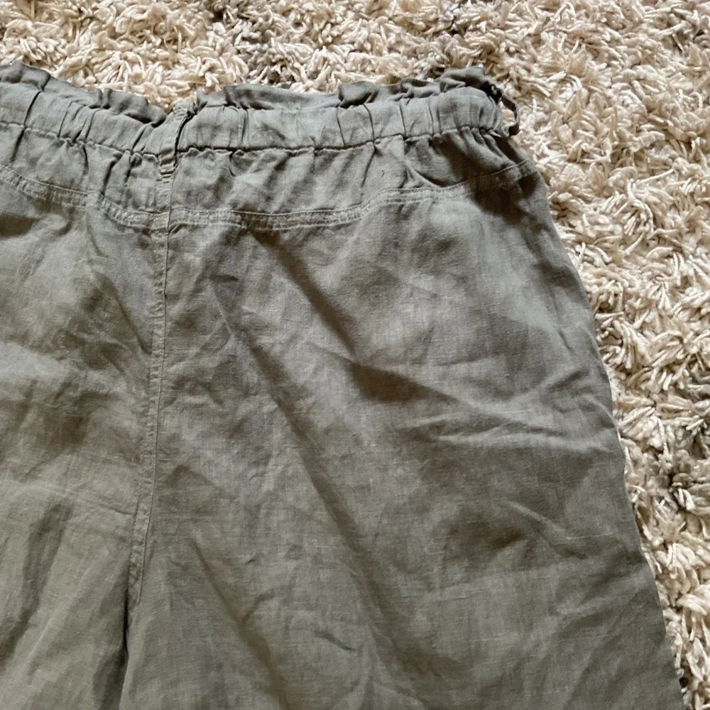 Cloth & Stone Linen Wide Leg Pants Olive Green Cropped Paperbag Waist